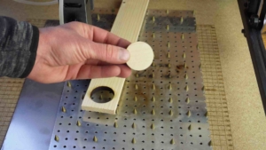 Fichte mit Diodenlaser schneiden