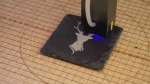 Schiefer lasern mit Bild