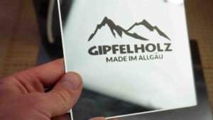 Spiegel mit Diodenlaser Atomstack S20 Promarkieren lasern