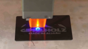 Ortur Laser Master 3 alu visitenkarte mit laser beschriften