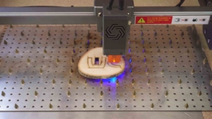 Ortur Laser Master 3 Holz schneiden mit einem diodenlaser