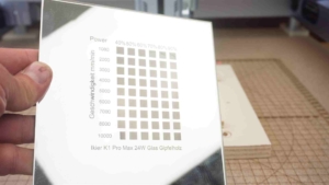 Spiegel Gravur auf Spiegel Ikier K1 Pro Max