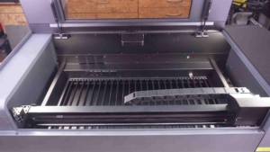 xTool P2 Desktop CO2 Laser wie stelle ich den Spiegel im co2 laser ein