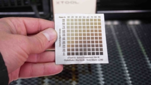 xTool S1 Stahl gravur Metall gravur