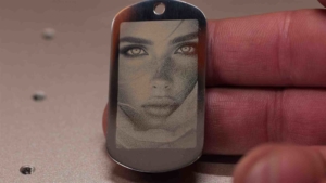 foto gravur edelstahl glänzend uv laser